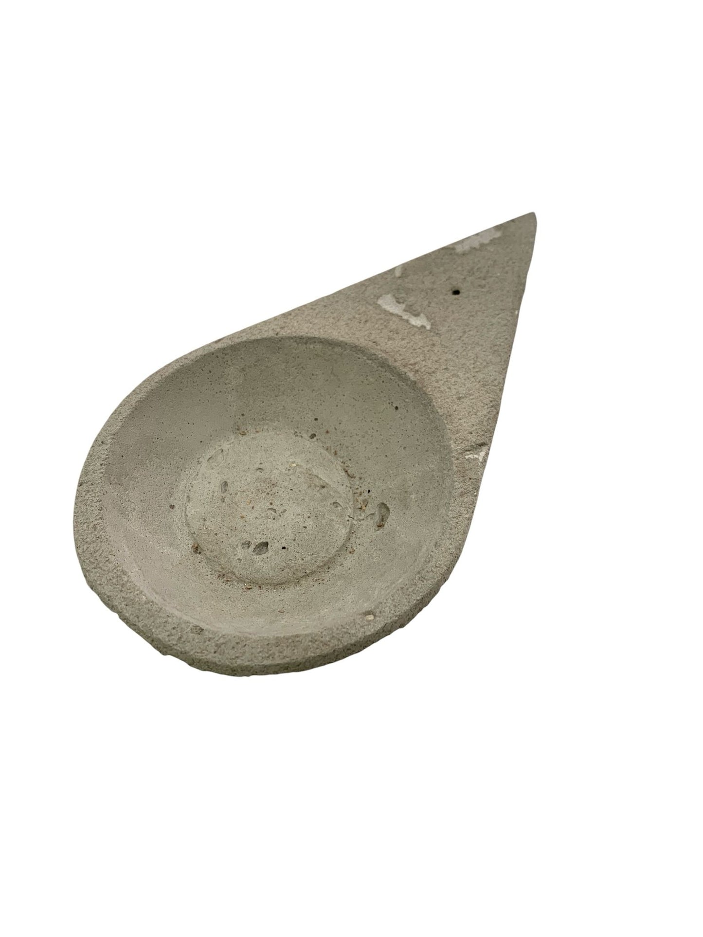 QUEMADOR INCIENSO Y SAHUMERIO CEMENTO